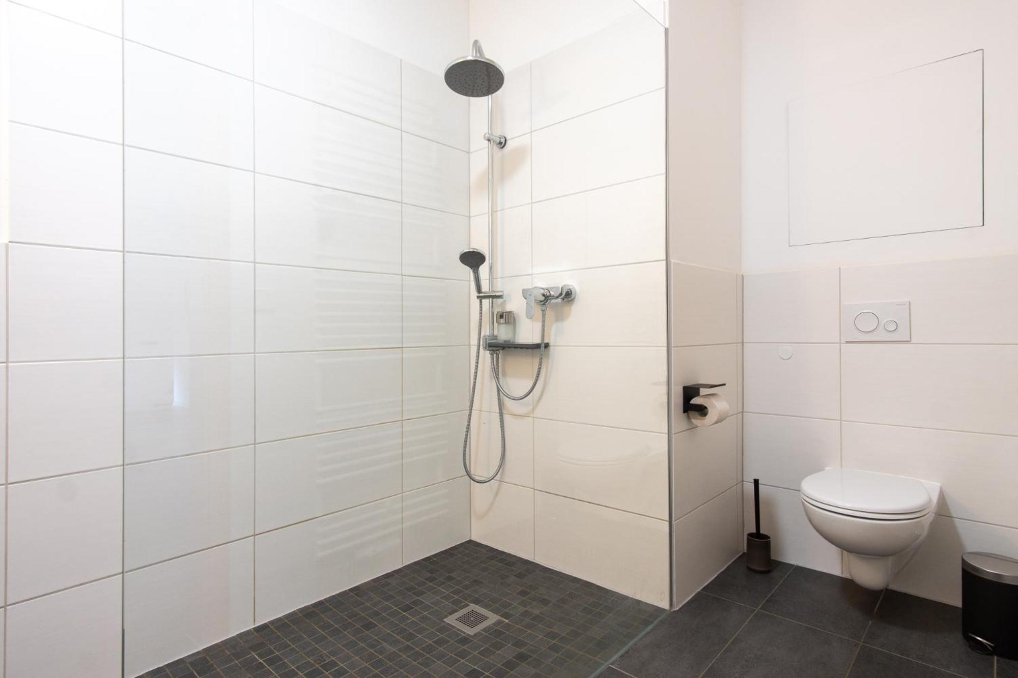 ארפורט Luxurioeses Apartment, 10Min Innenstadt, Parkplatz מראה חיצוני תמונה
